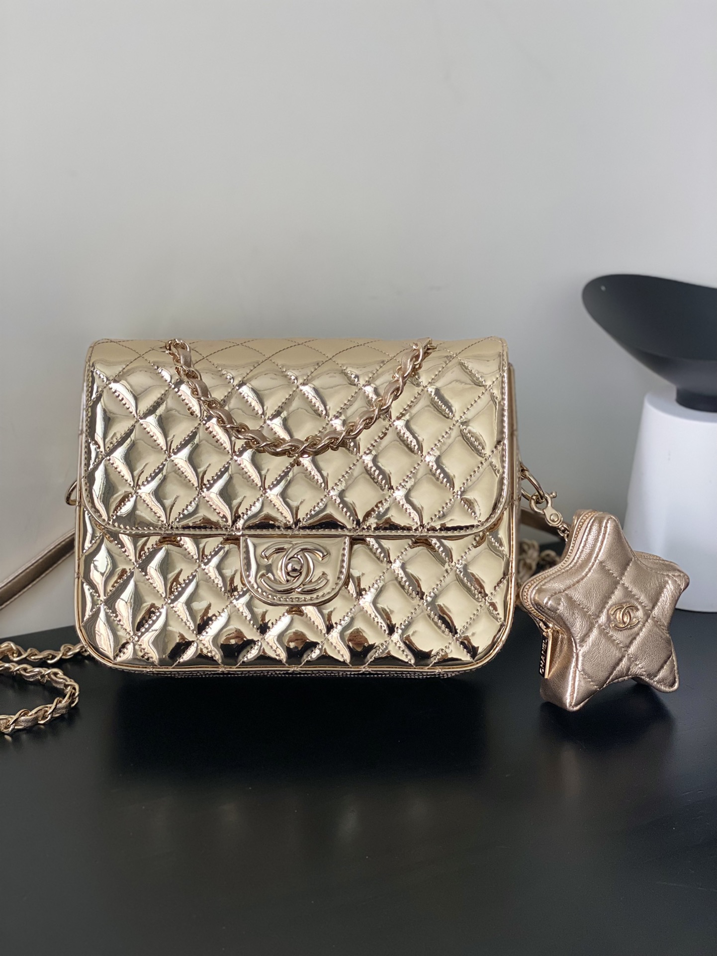 샤넬 CHANEL AS4649 24C 백팩 23.5CM