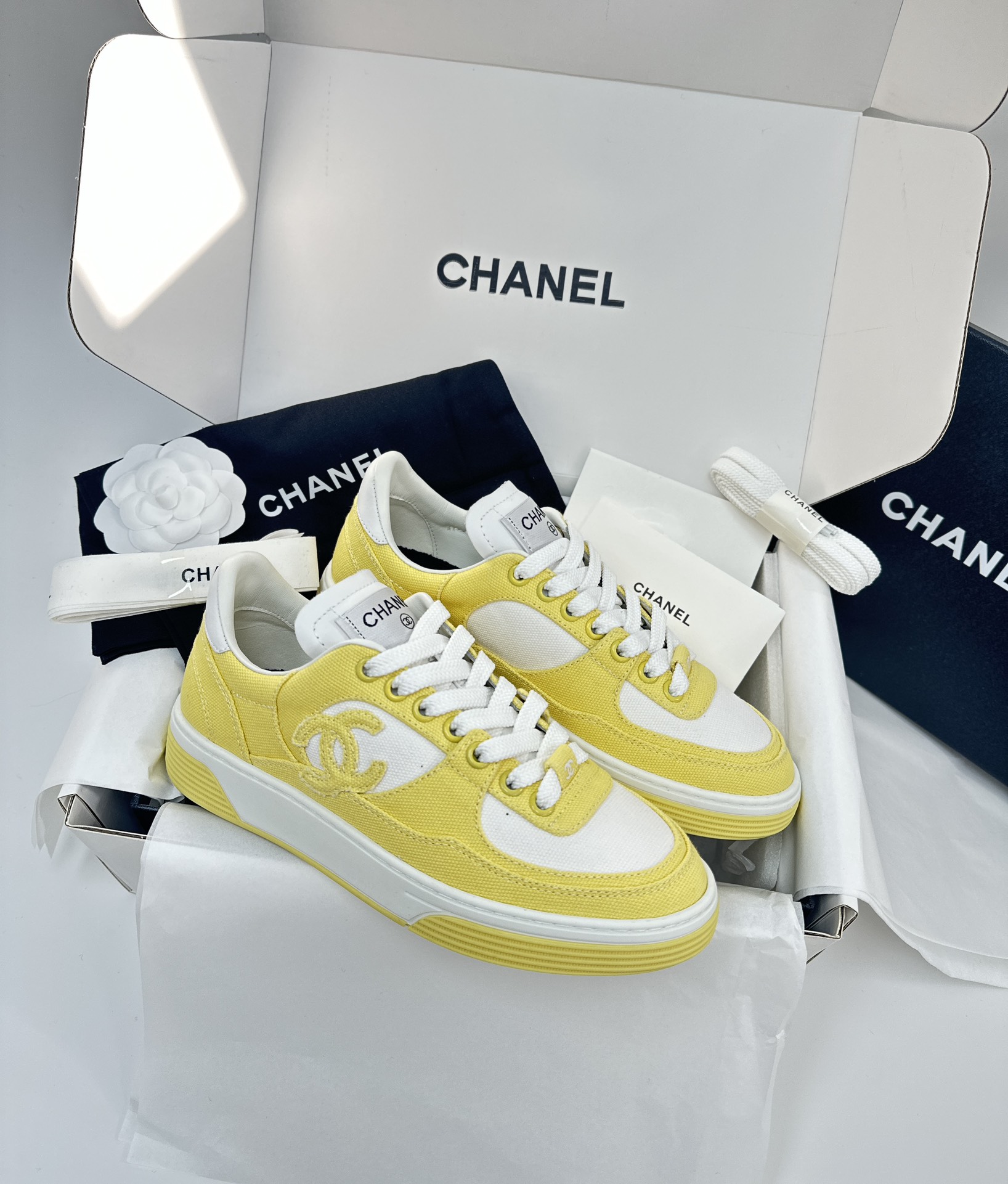 샤넬 CHANEL 스니커즈