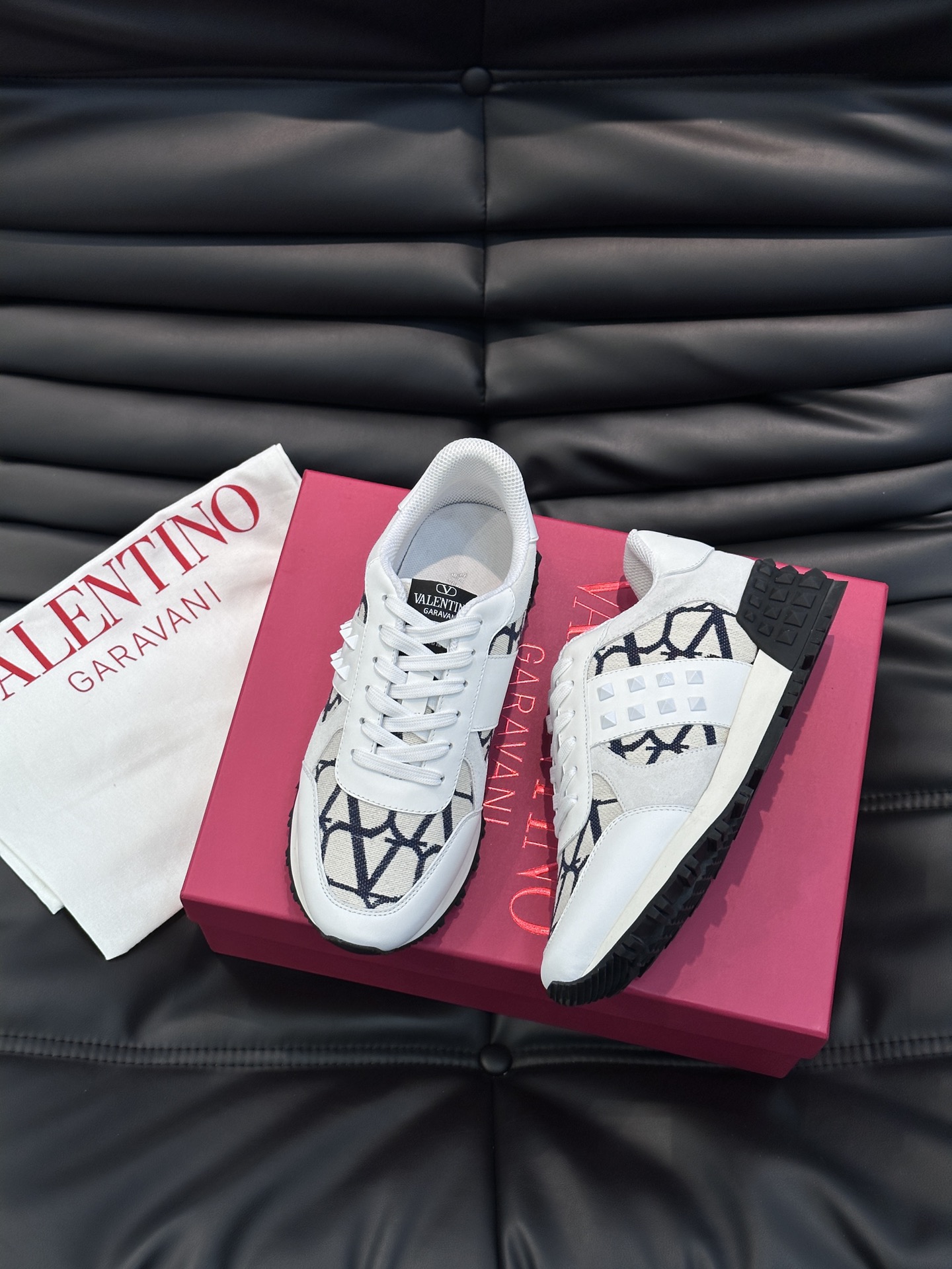 발렌티노 Valentino 스니커즈