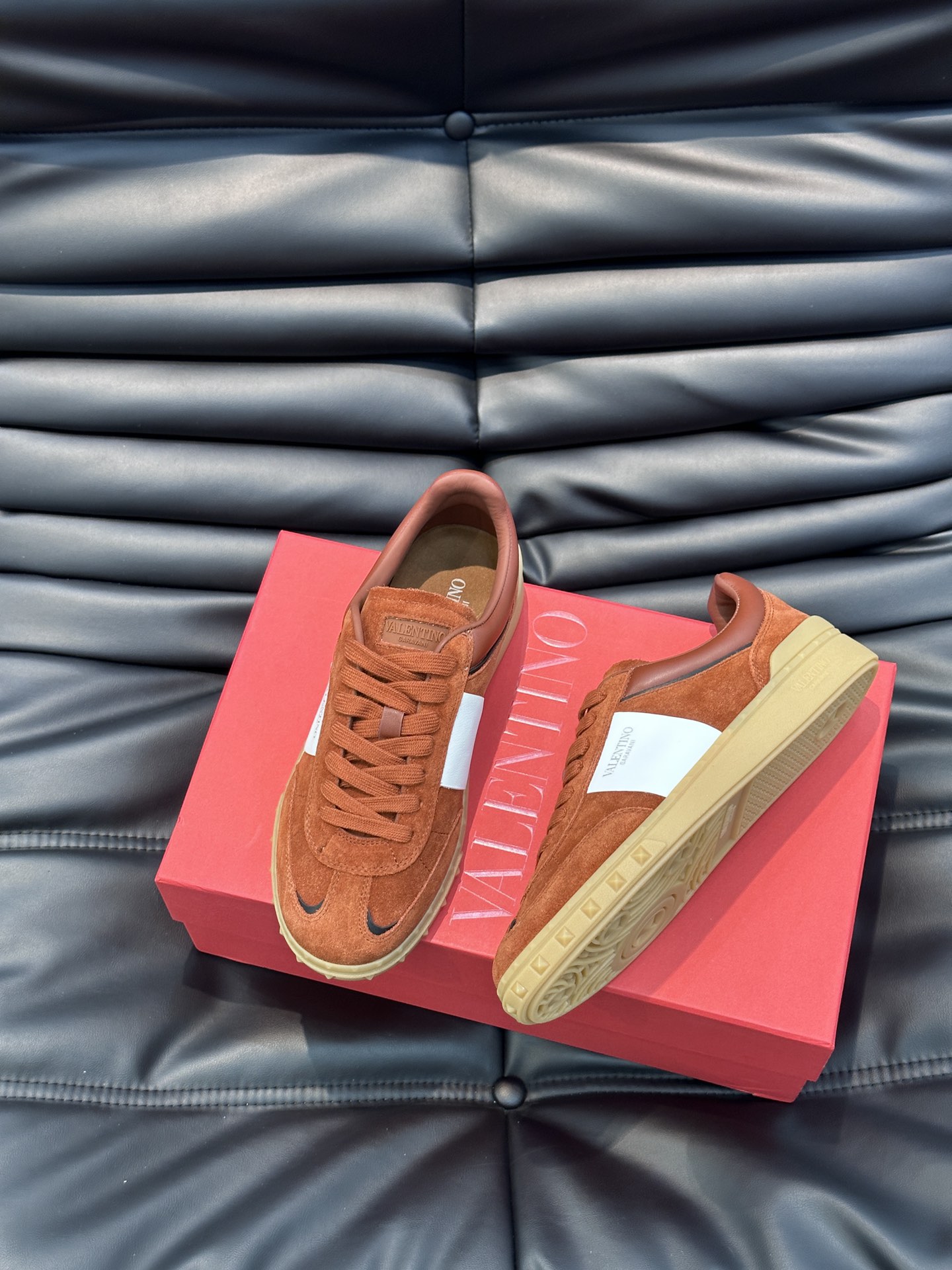 발렌티노 Valentino 스니커즈