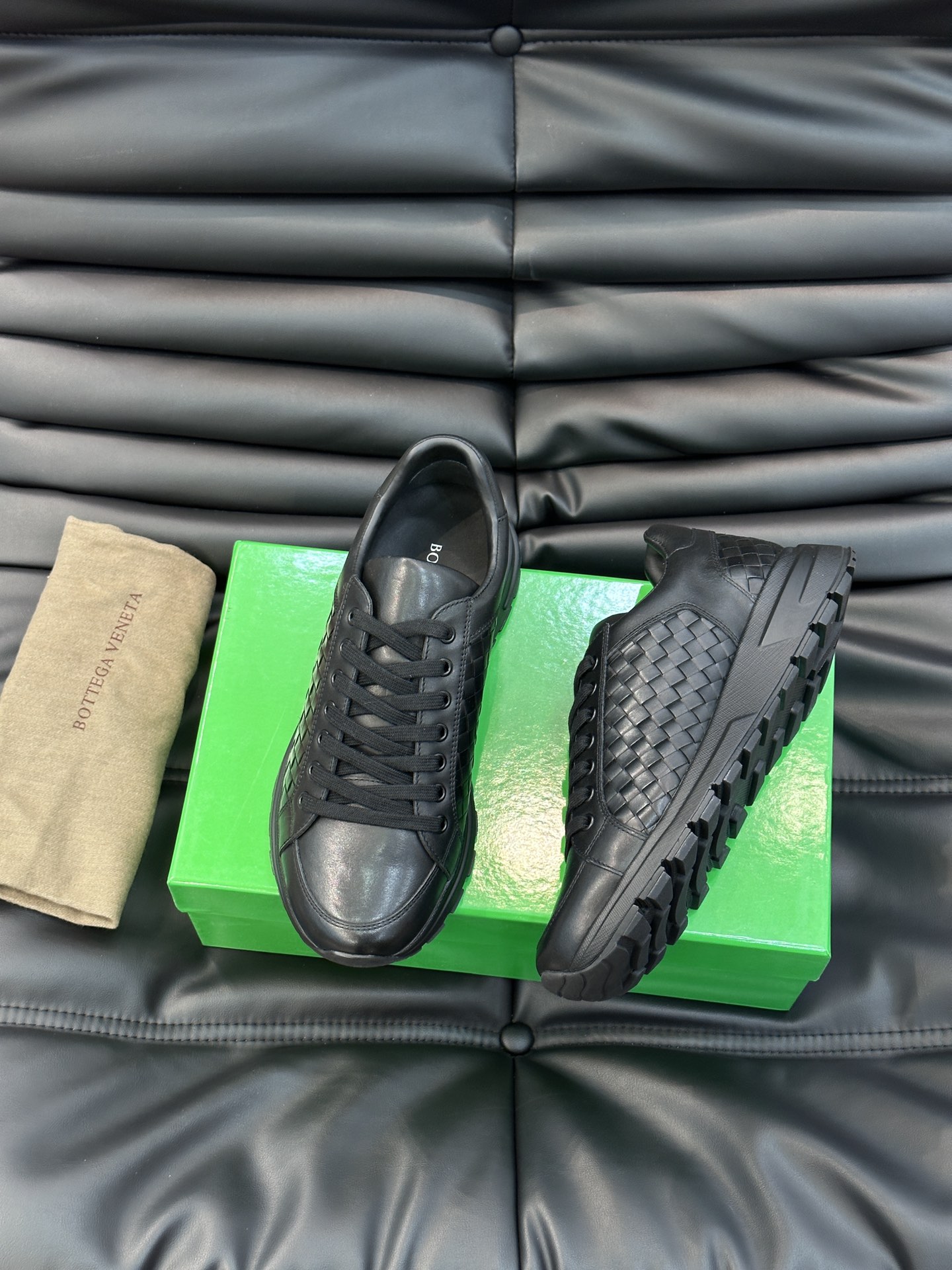 보테가 베네타 Bottega Veneta 스니커즈