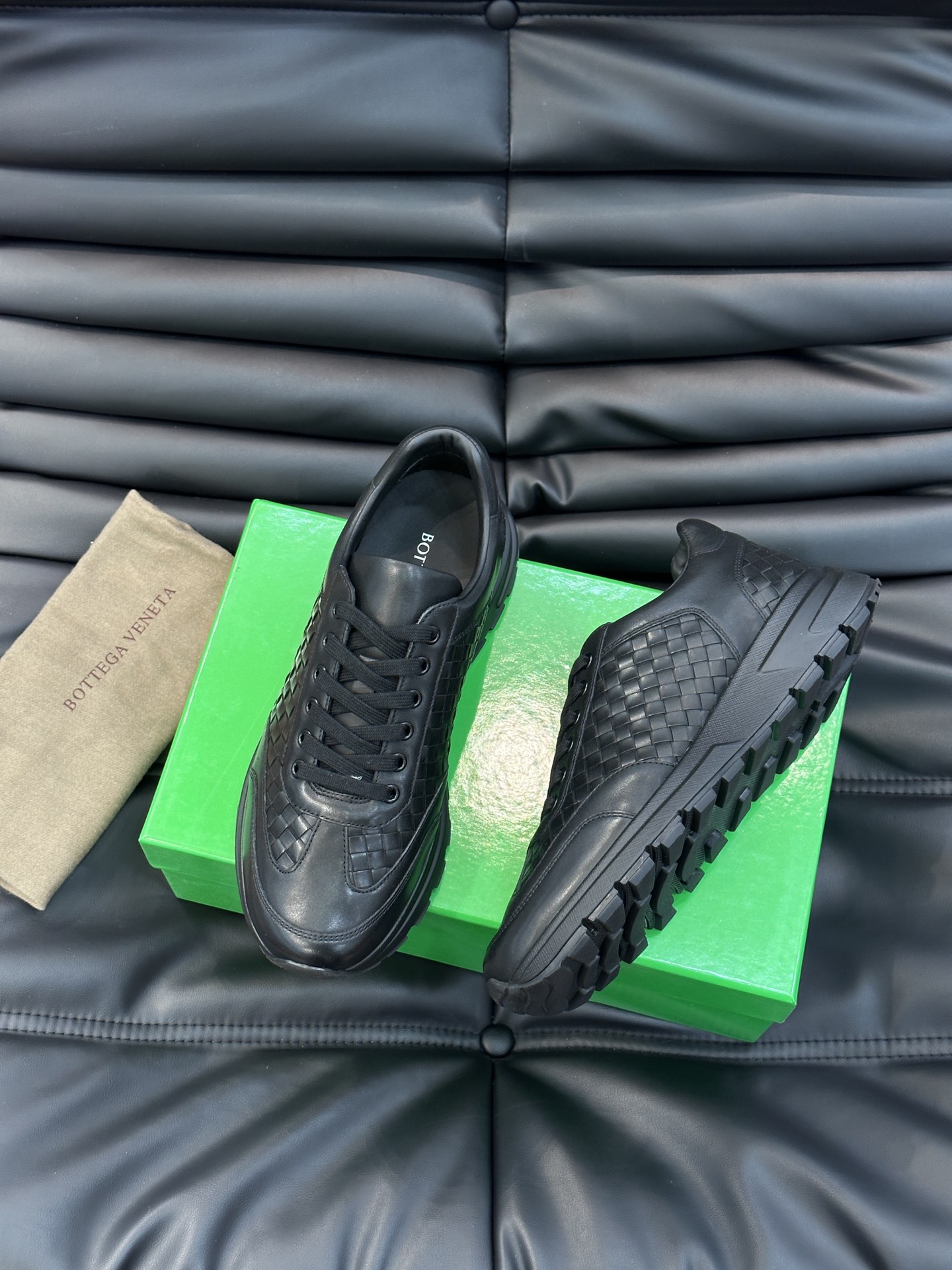 보테가 베네타 Bottega Veneta 스니커즈