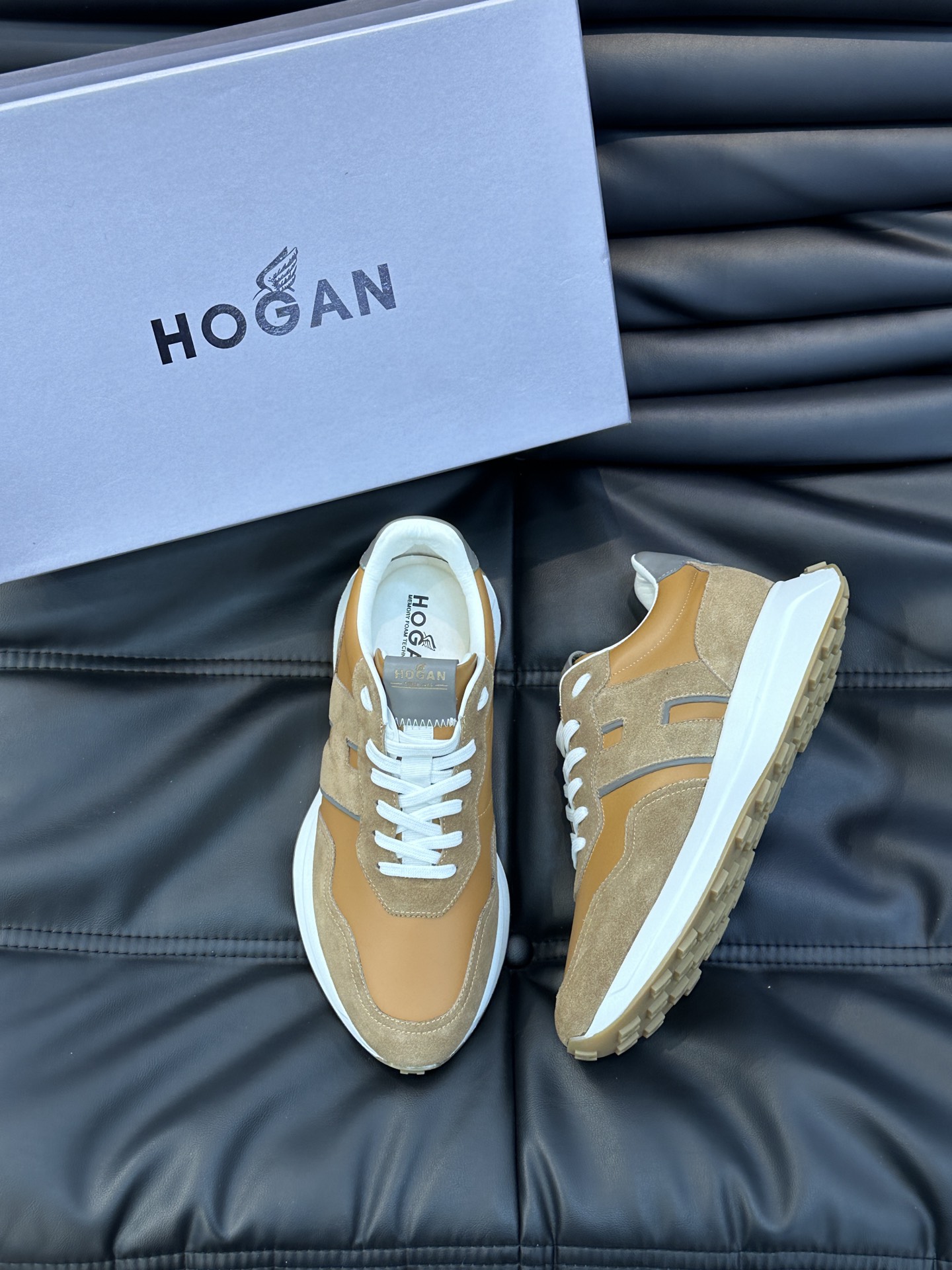 Hogan interaction 스니커즈