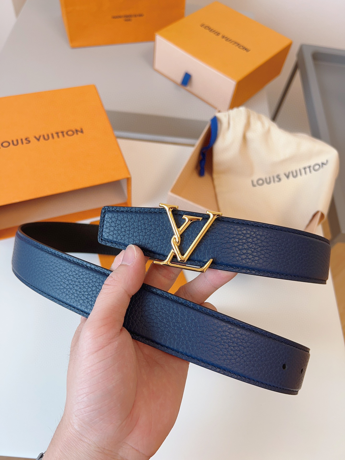 루이비통 Louis Vuitton 벨트 35mm