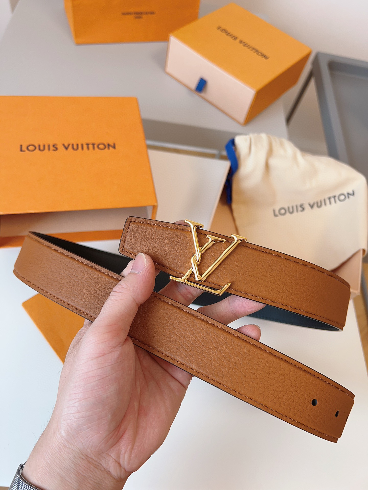 루이비통 Louis Vuitton 벨트 35mm