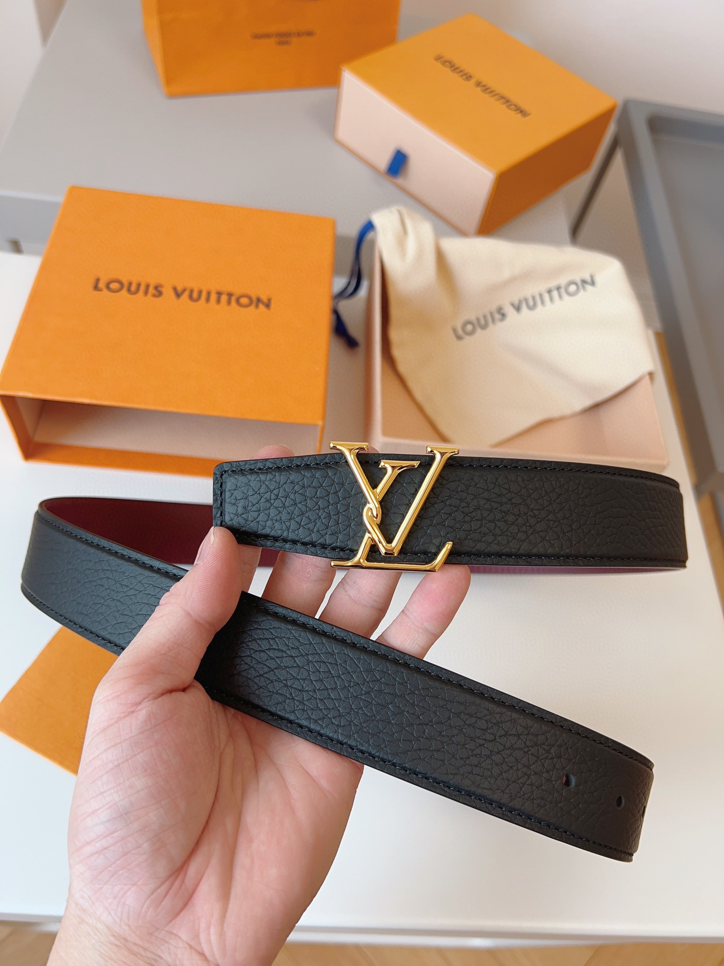 루이비통 Louis Vuitton 벨트 35mm