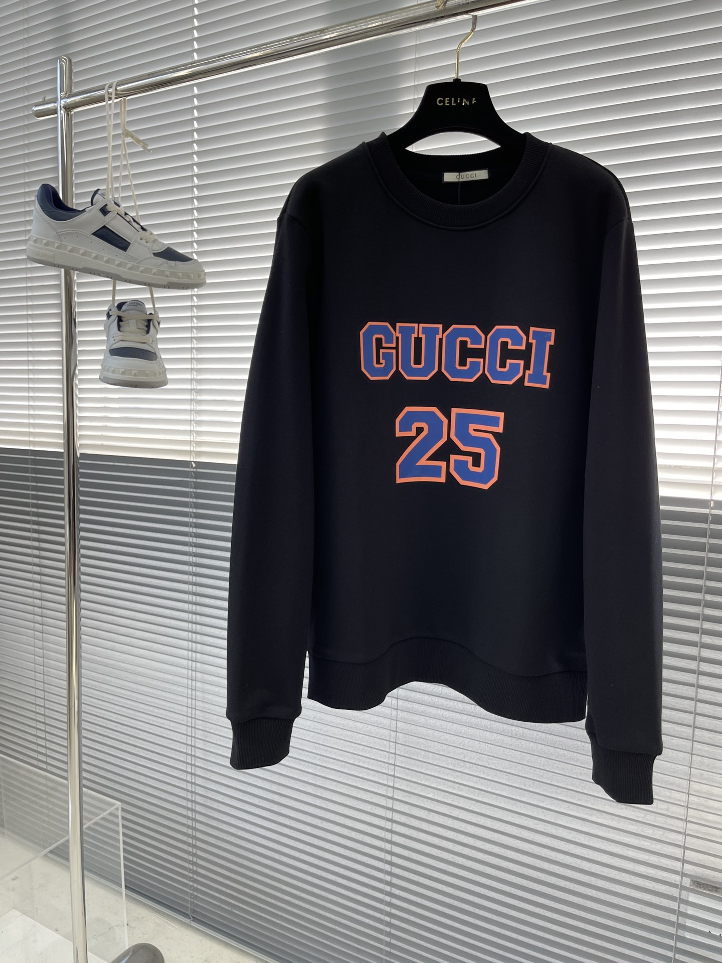 구찌 Gucci 라운드 맨투맨