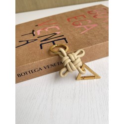 보테가베네타 Bottega Veneta