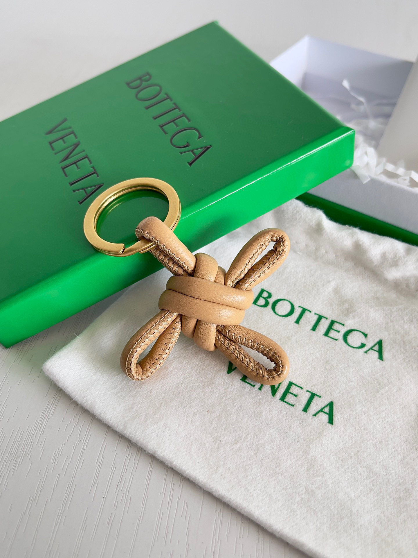 보테가베네타 Bottega Veneta