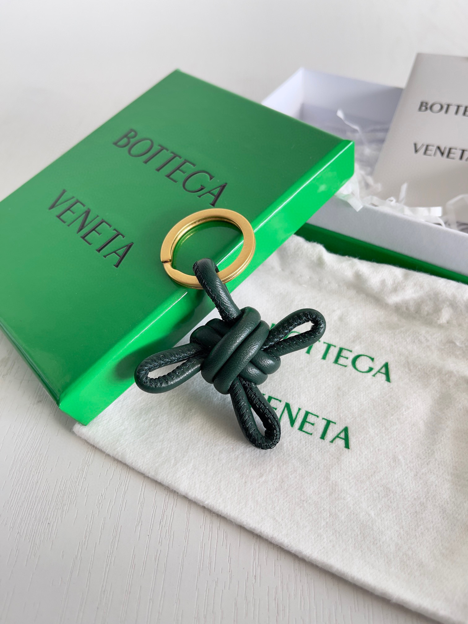 보테가베네타 Bottega Veneta