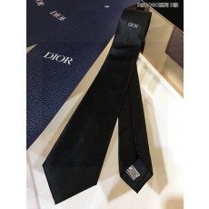 디올 Dior 넥타이