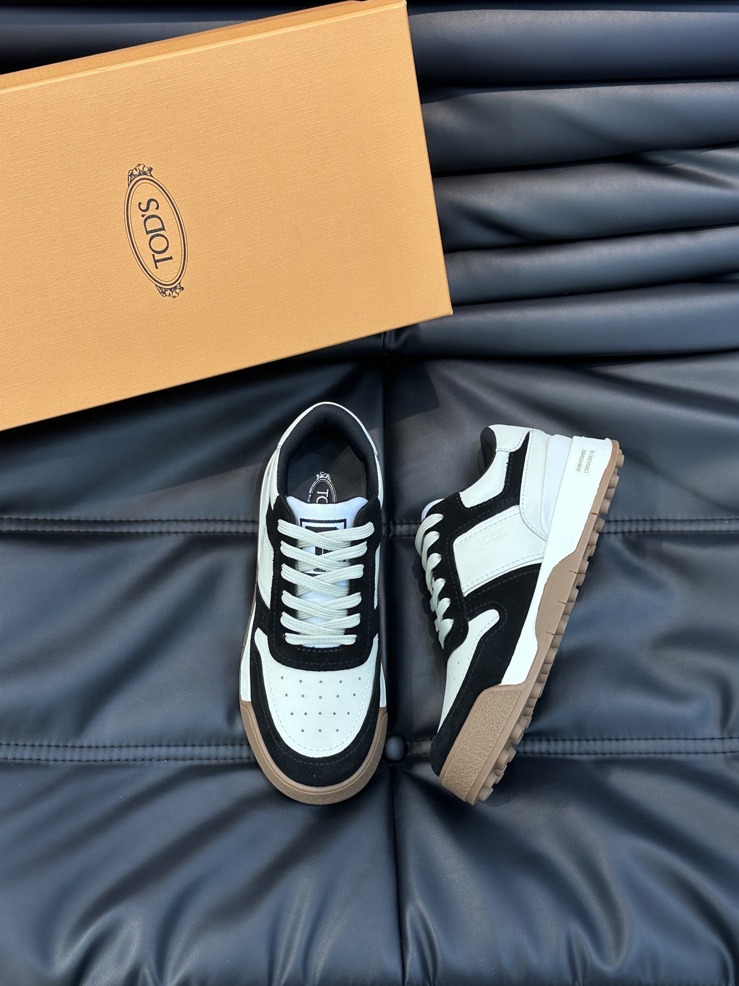 토즈 TOD'S 스니커즈