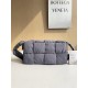보테가베네타 Bottega Veneta 패디드 테크 카세트 백 Cassette 628951