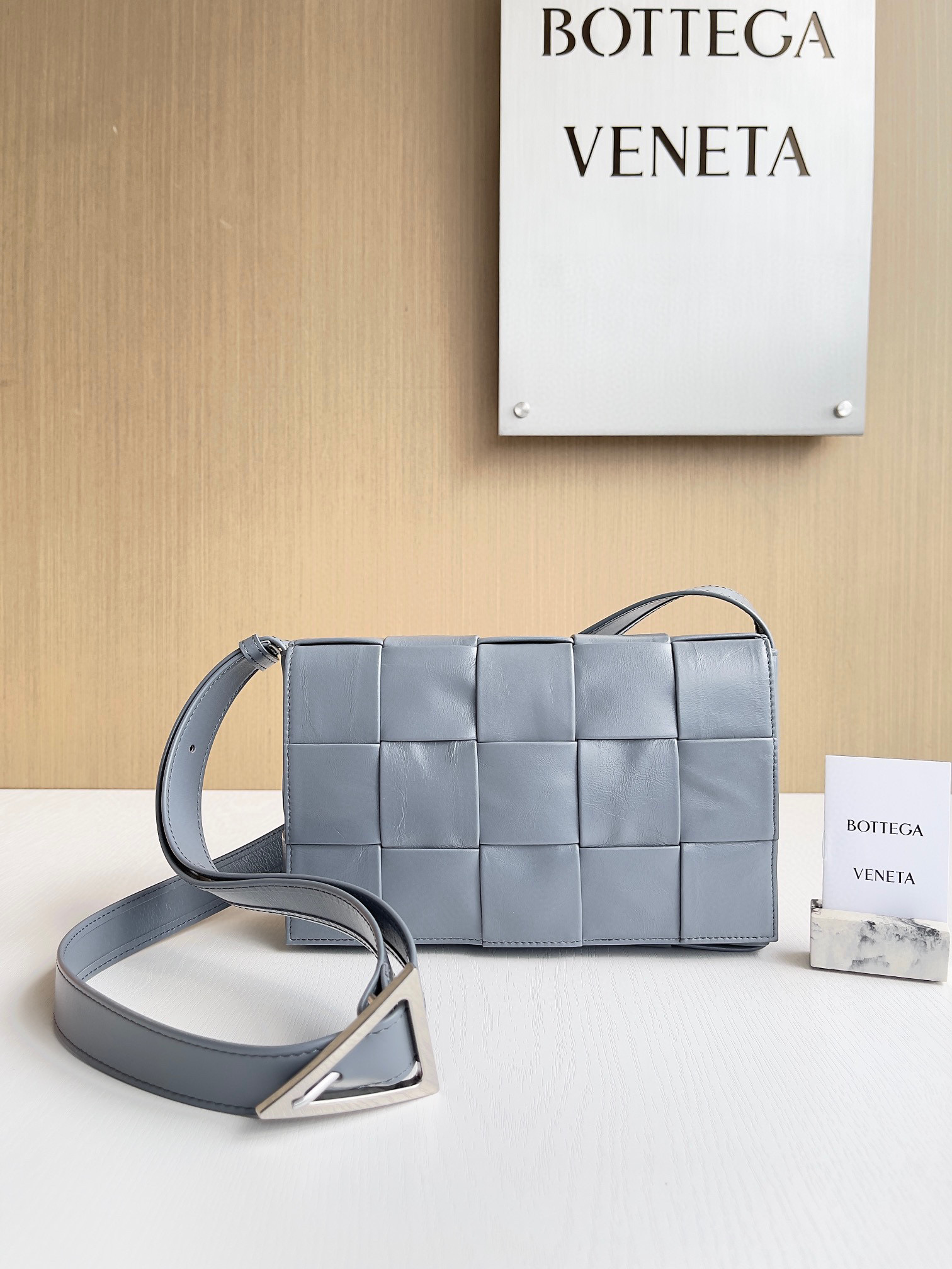 보테가베네타 Bottega Veneta Cassette 카세트 667298