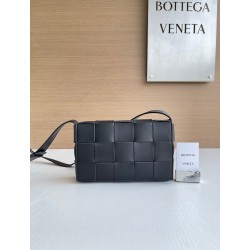 보테가베네타 Bottega Veneta Cassette 카세트 578004