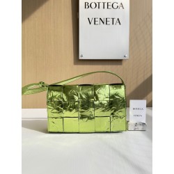 보테가베네타 Bottega Veneta Cassette 카세트 578004