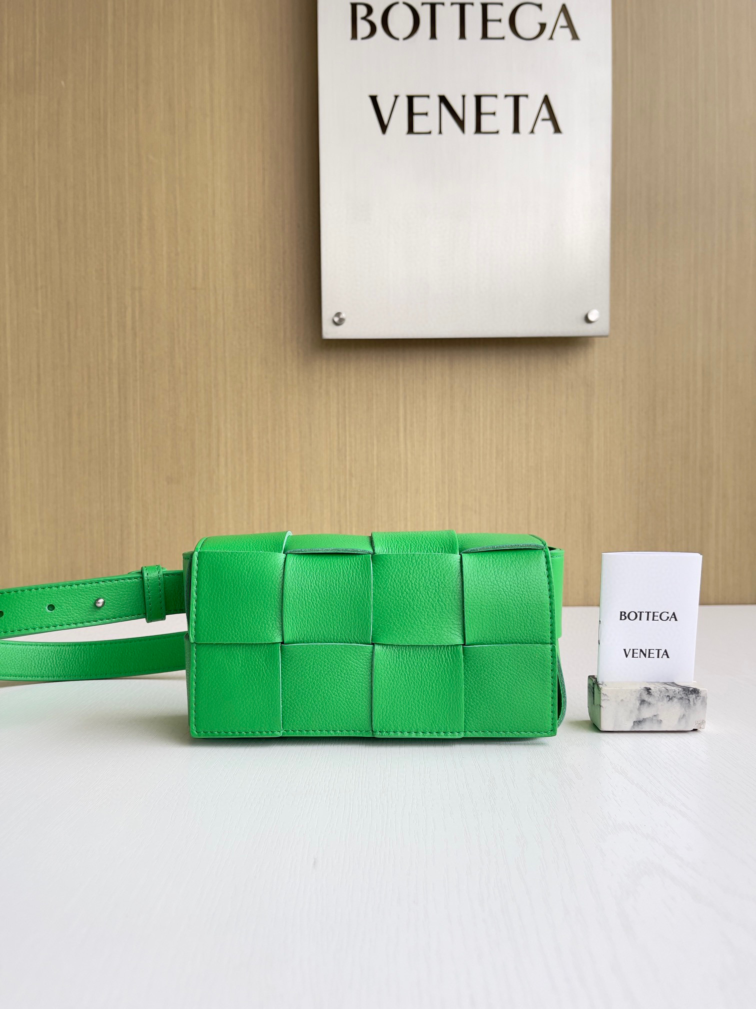 보테가베네타 Bottega Veneta Cassette 카세트 639367