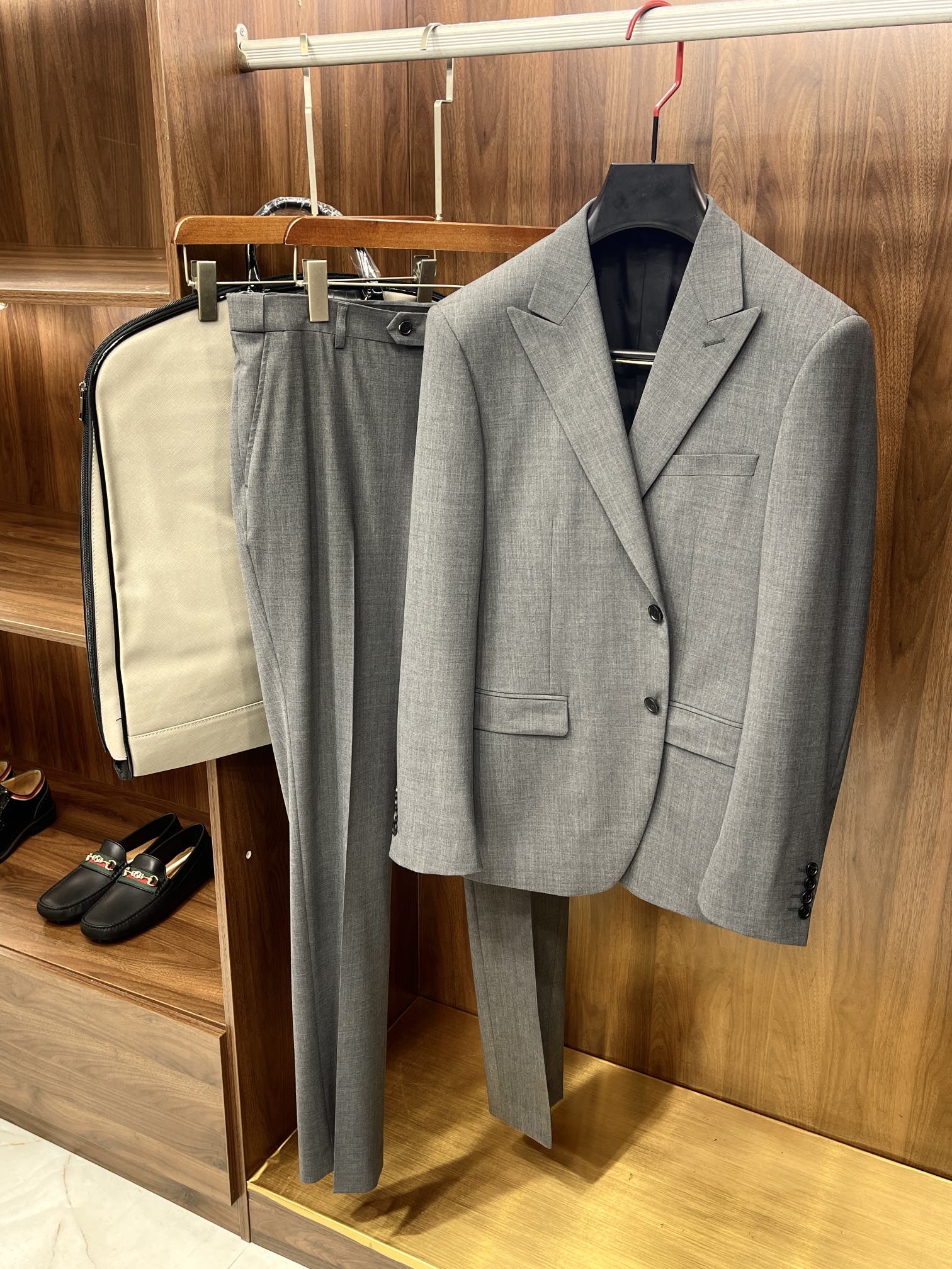 디올 DIOR 정장