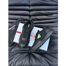 프라다 Prada 스니커즈