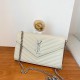 생로랑 Saint laurent/YSL 377828 그랑 드 뿌드르 엠보스드 레더 카산드라 마틀라세 체인 지갑 22CM