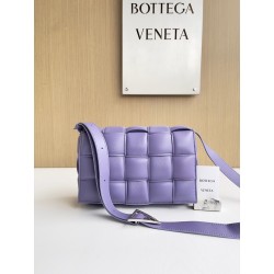 보테가 베네타 Bottega Veneta 라벤더 퍼플 Cassette 591970