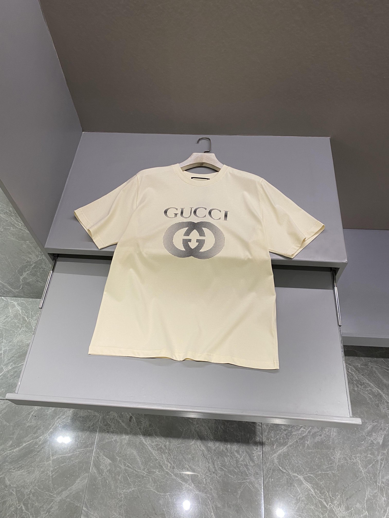 구찌 Gucci 반팔 티셔츠