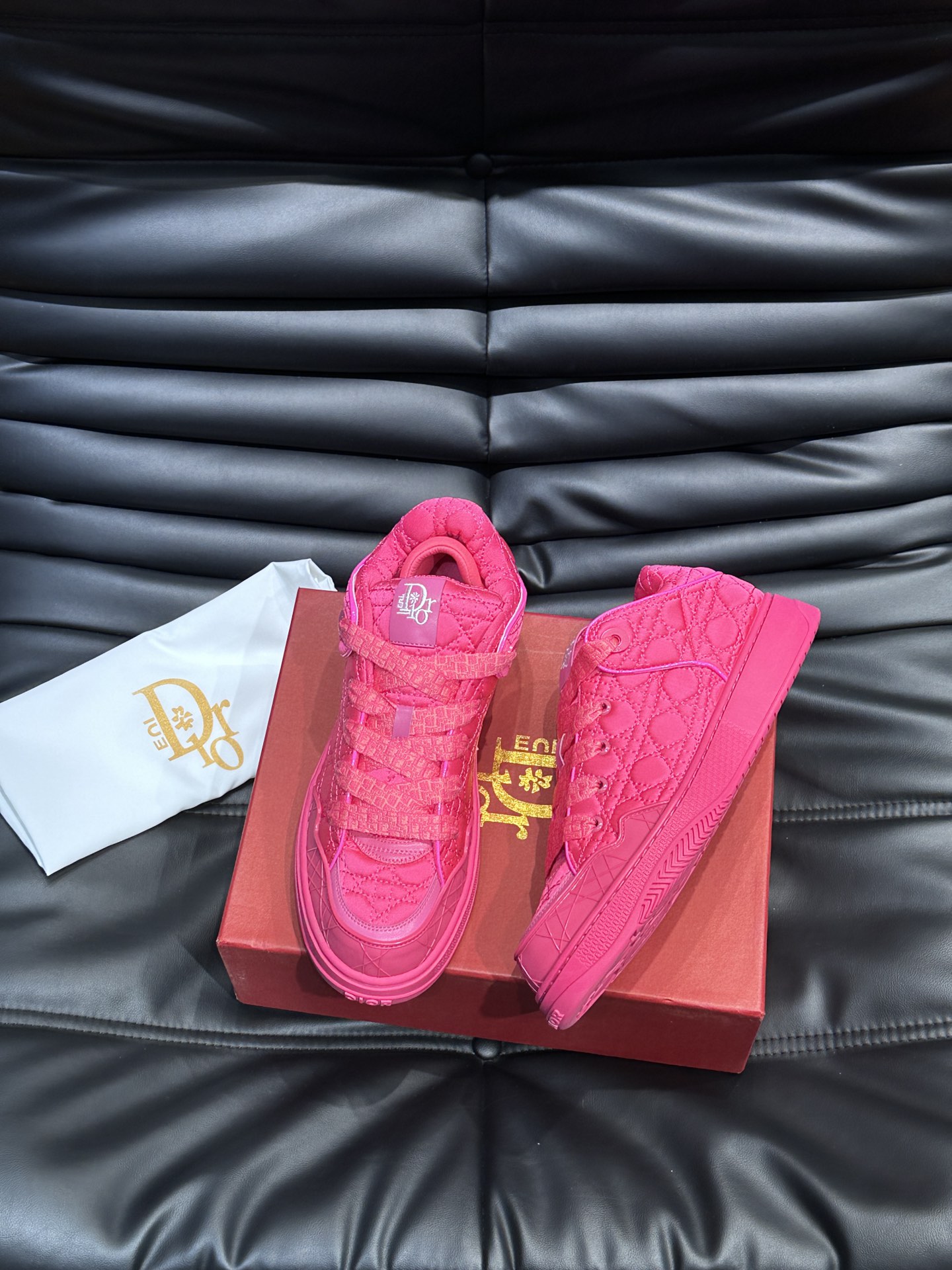 디올 Dior 스니커즈