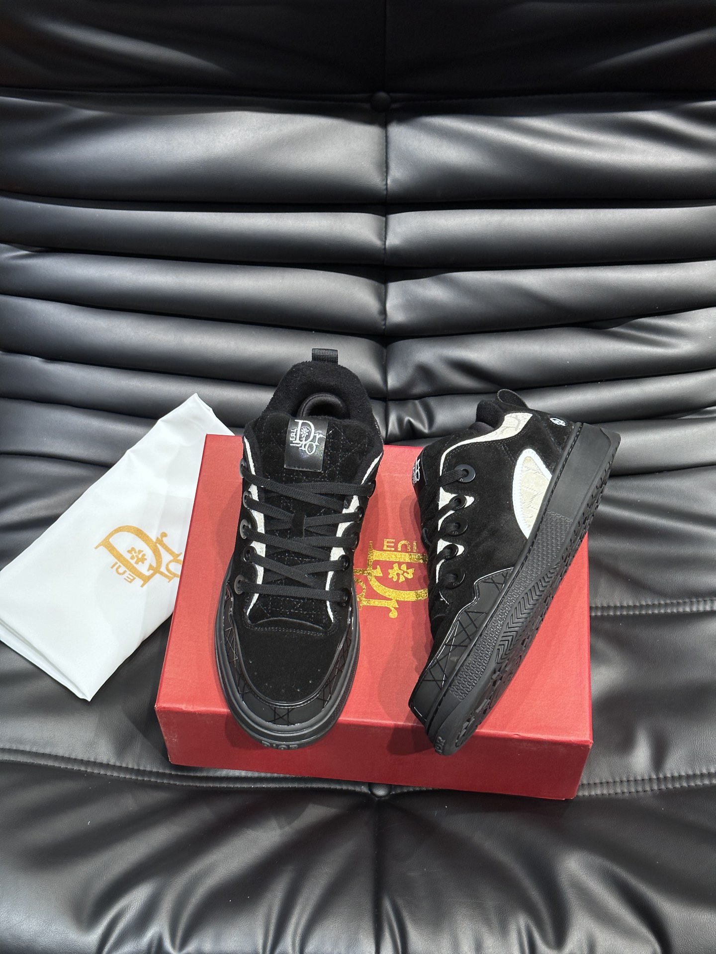 디올 Dior 스니커즈