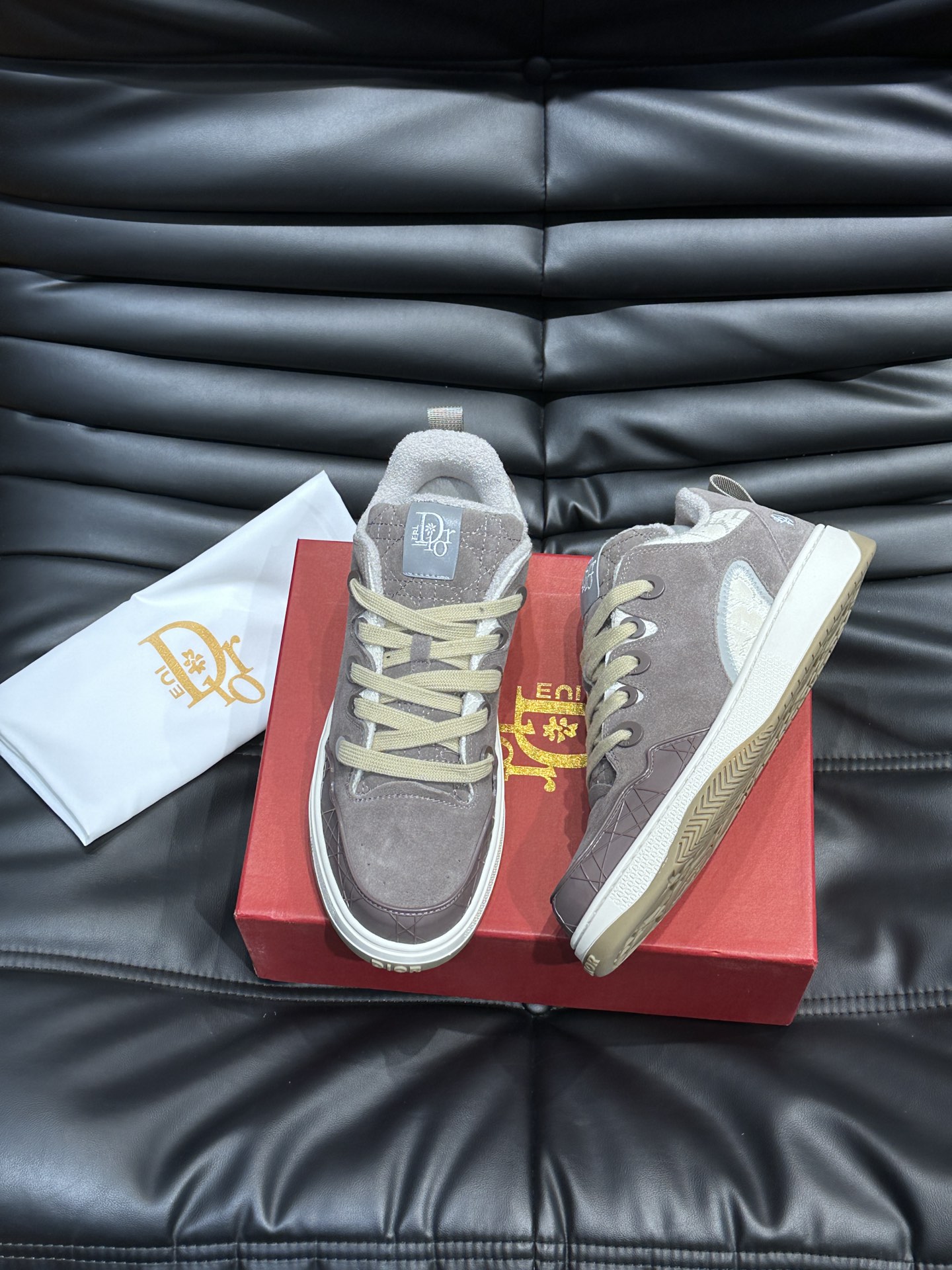 디올 Dior 스니커즈