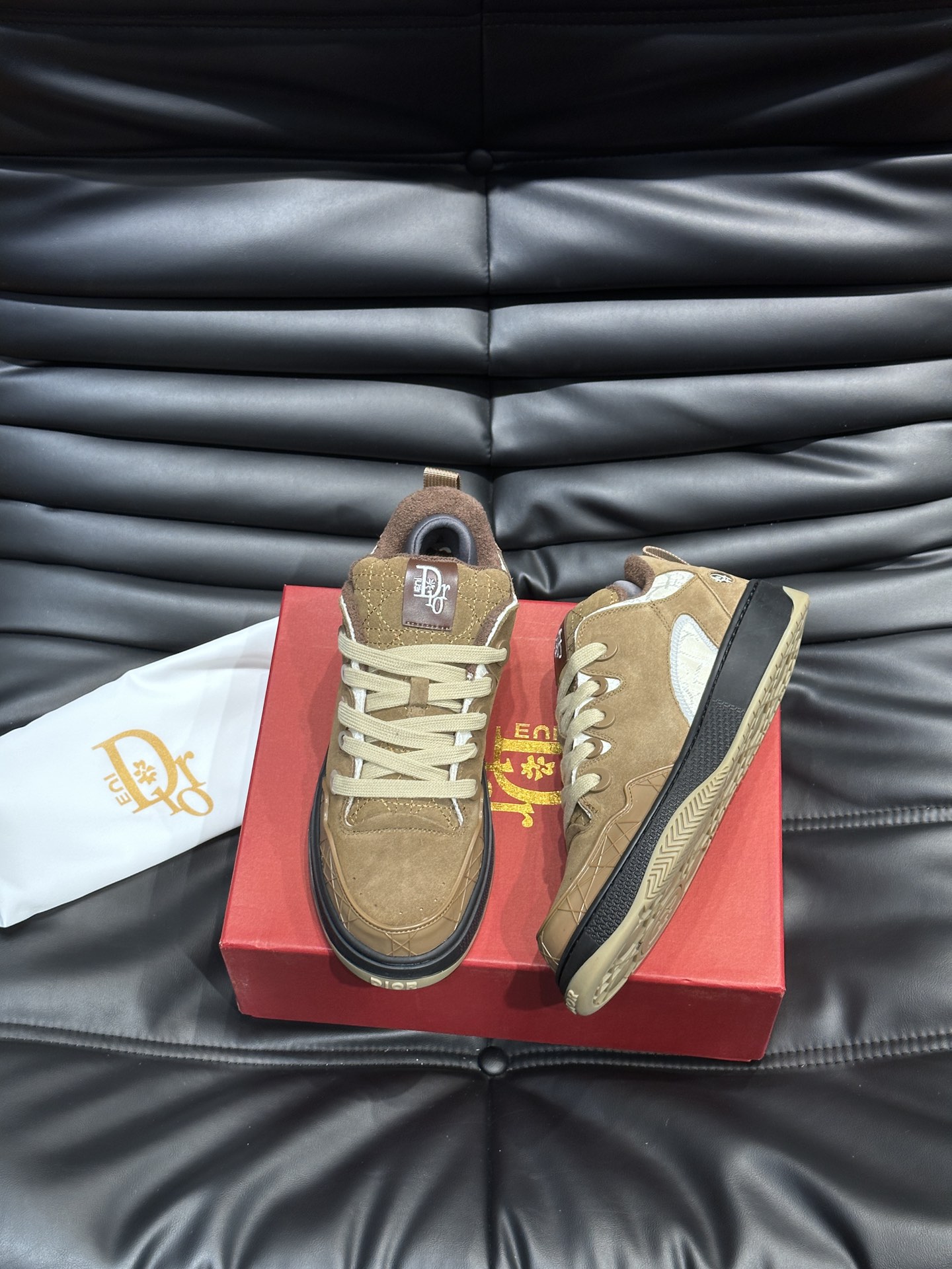 디올 Dior 스니커즈