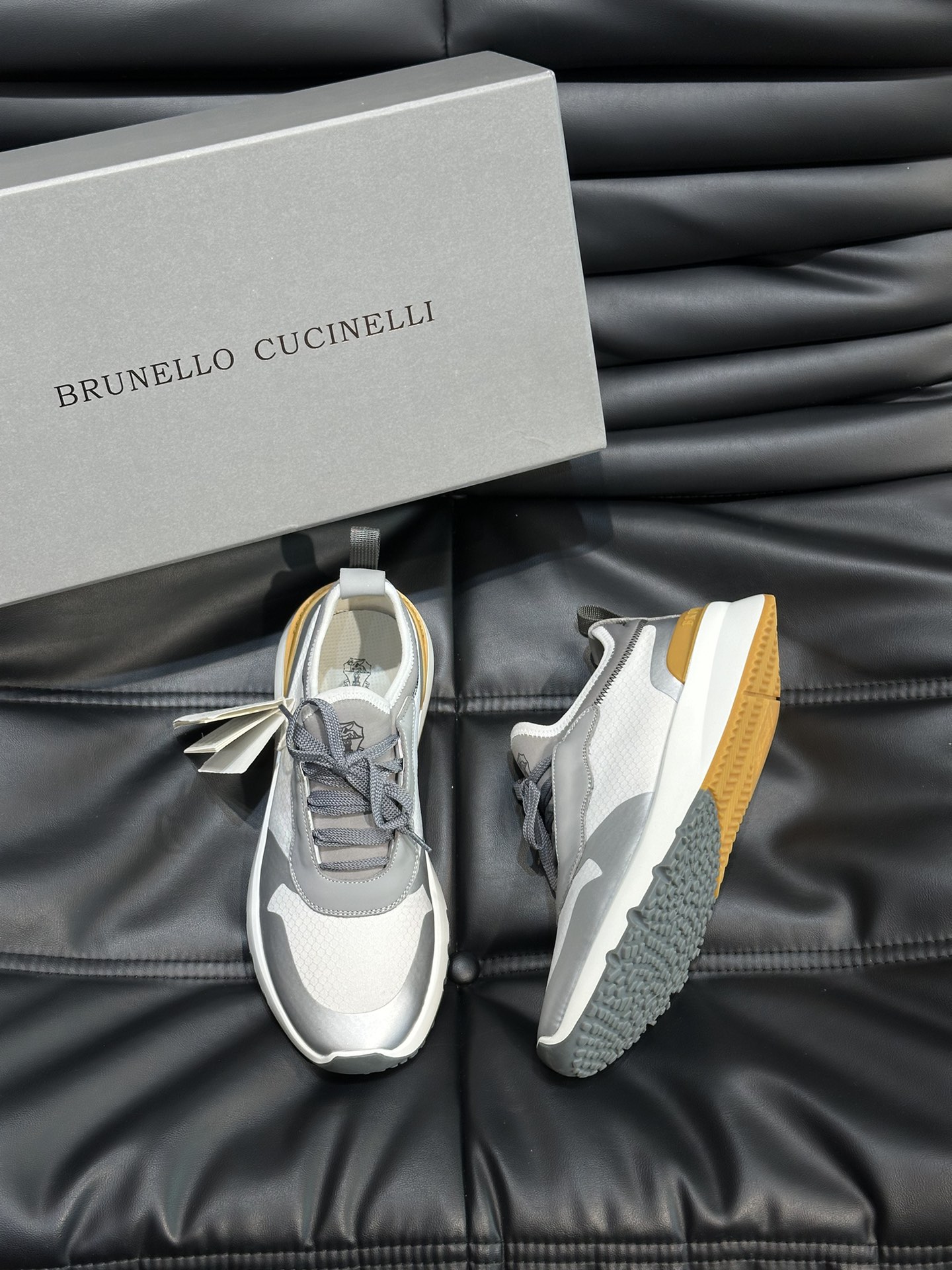 브루넬로 쿠치넬리 Brunello Cucineli 스니커즈