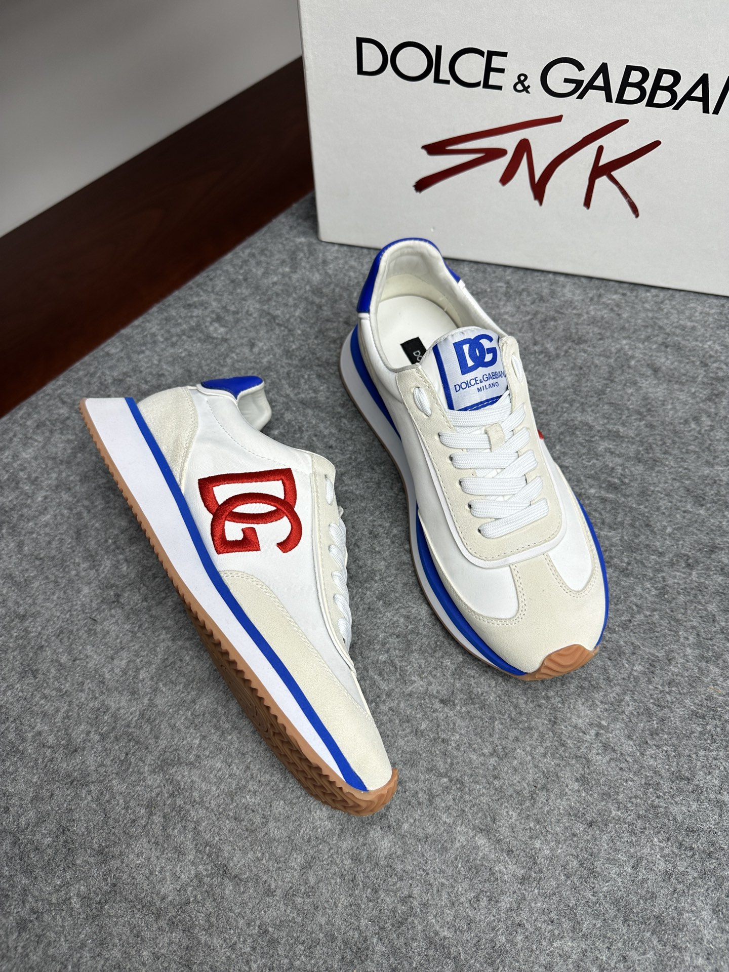돌체앤가바나 Dolce&Gabbana 스니커즈