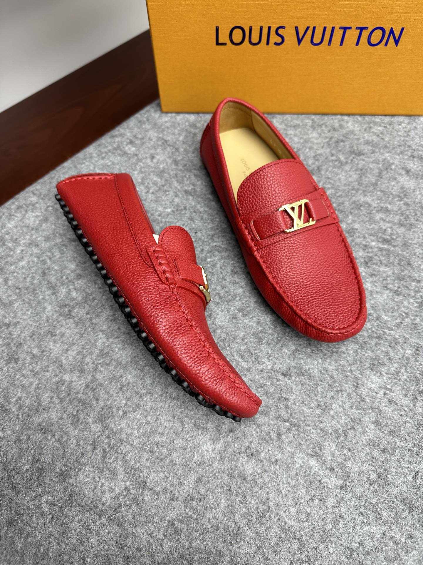 루이비통 Louis Vuitton 로퍼