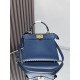 펜디 FENDI 327 ICONIC PEEKABOO ISEEU 탑 핸들백 27CM