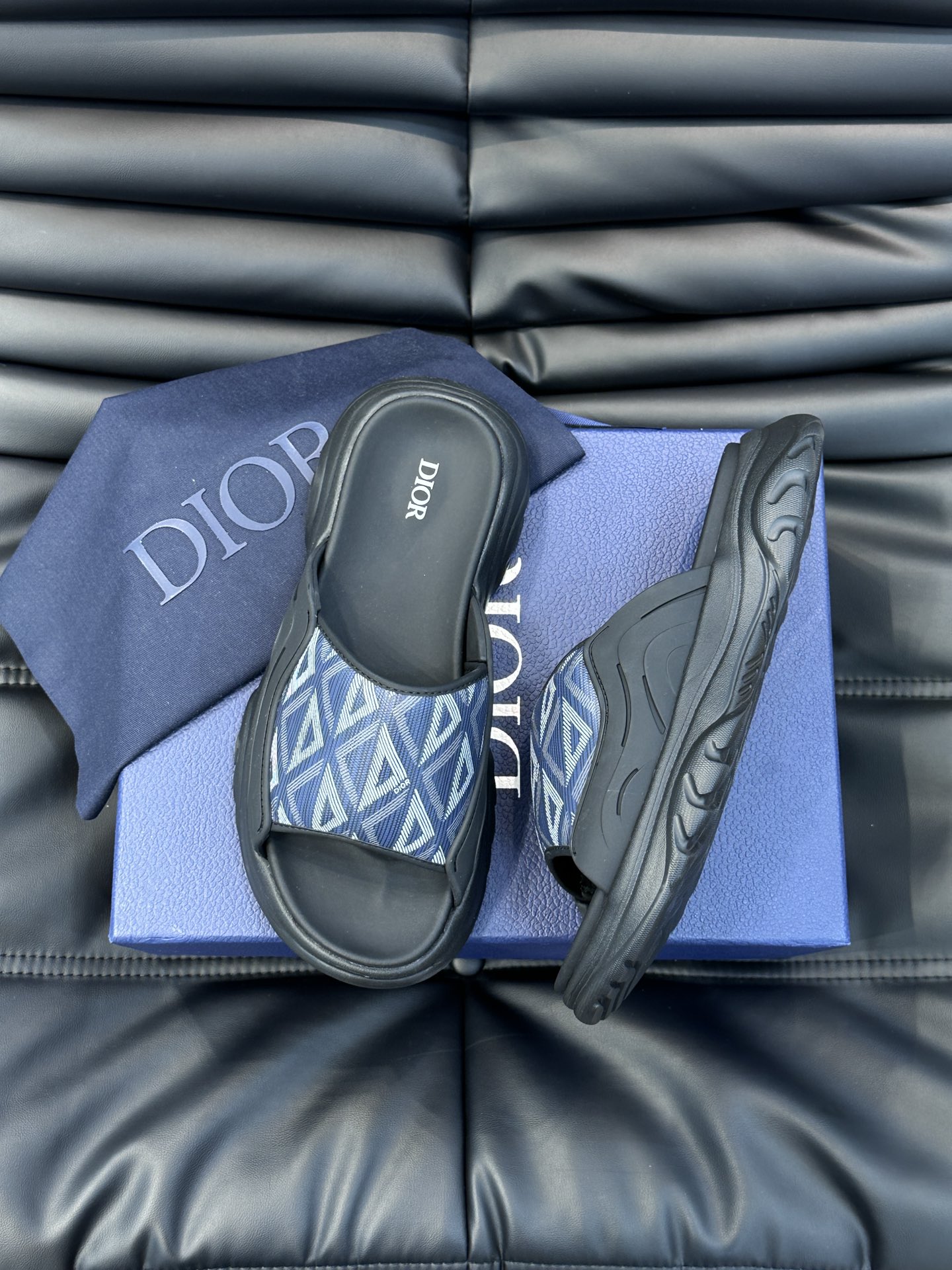 디올 Dior 슬리퍼