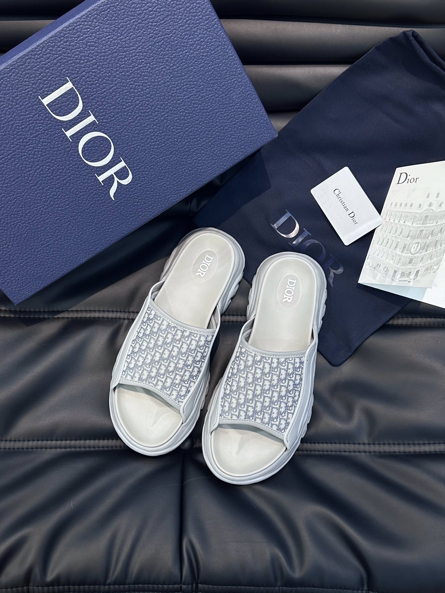 디올 Dior 슬리퍼