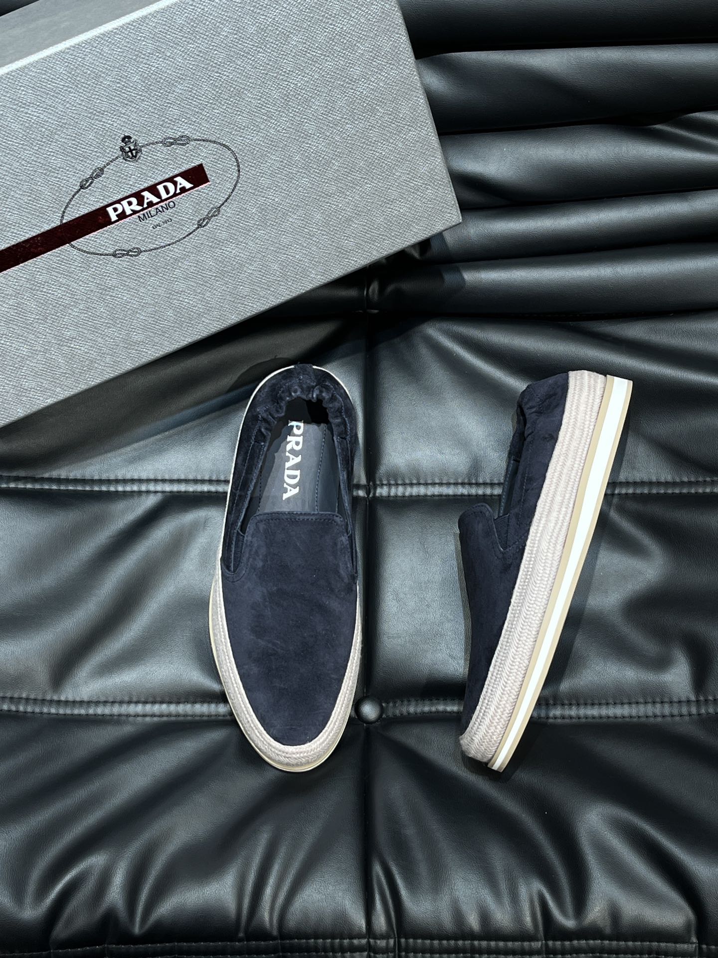 프라다 Prada 로퍼