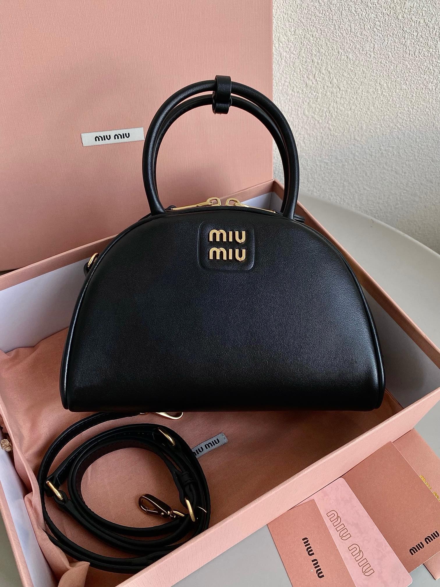 미우 미우 miu miu F0012 탑 핸들백 24CM