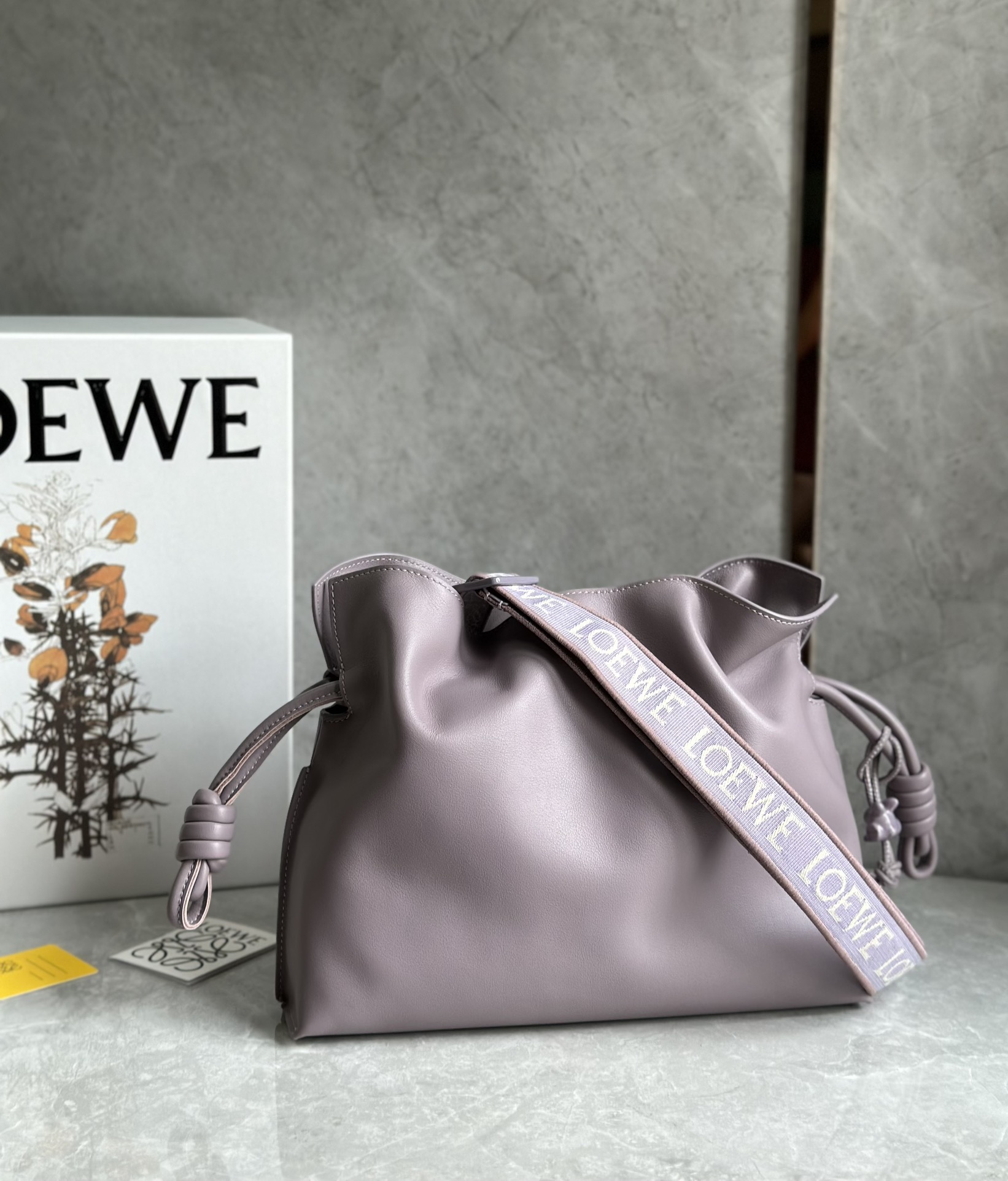 로에베 Loewe Flamenco 숄더백 30CM