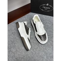 프라다 Prada 스니커즈