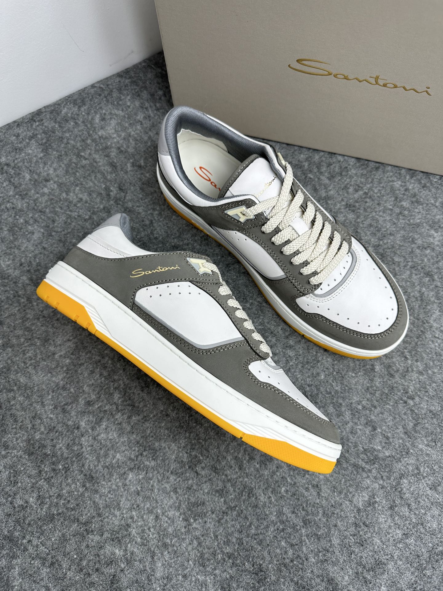 세인트토니 santoni 스니커즈