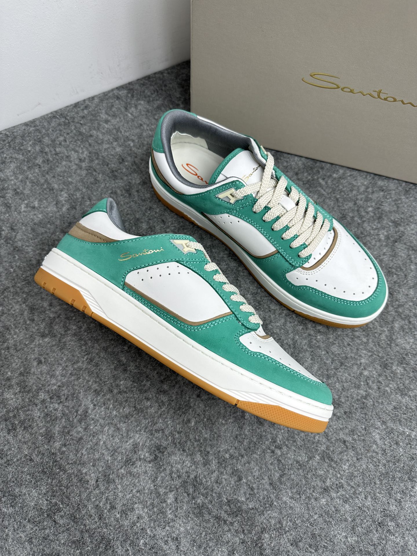 세인트토니 santoni 스니커즈