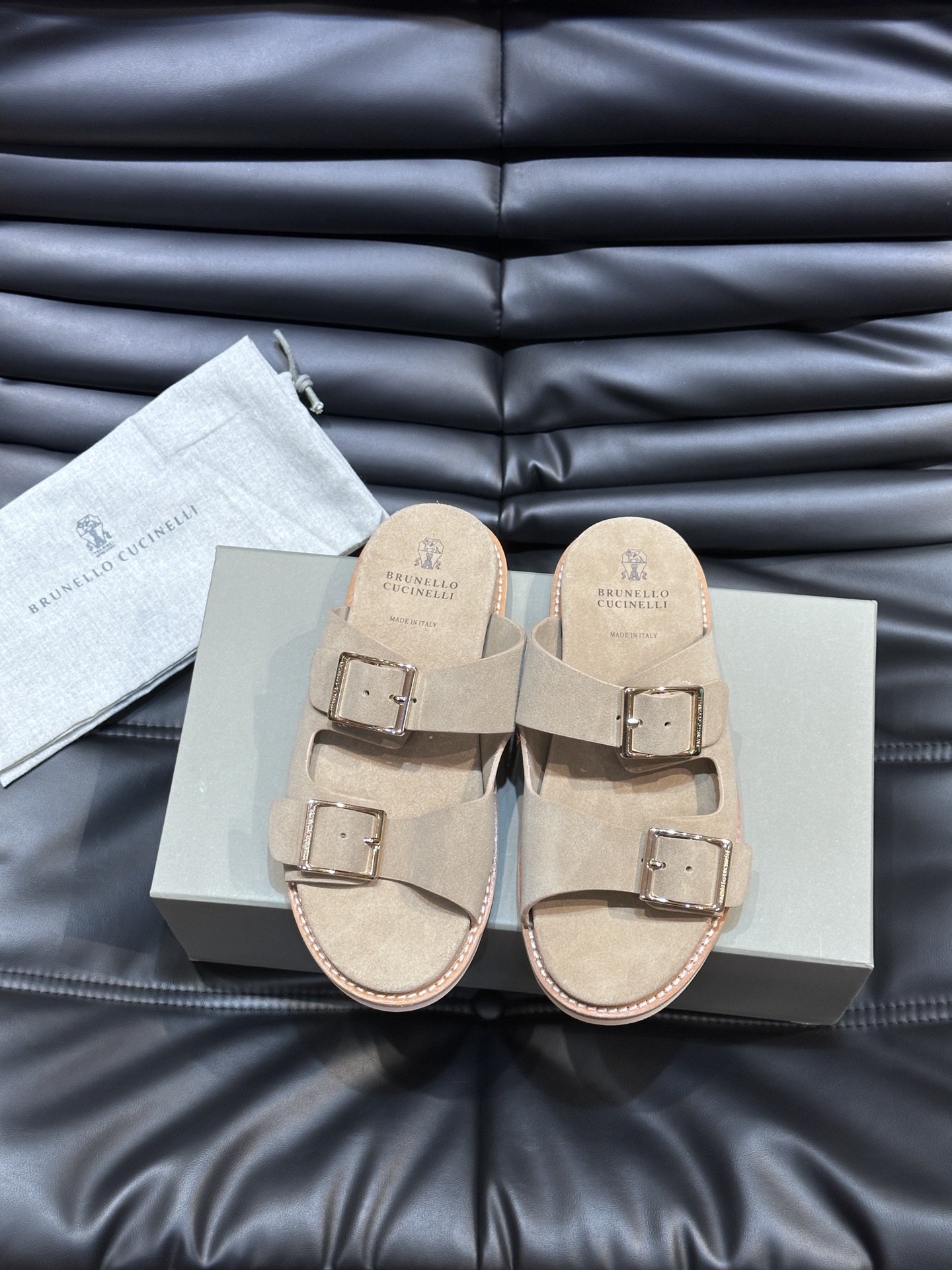 브루넬로 쿠치넬리 Brunello Cucineli 슬리퍼