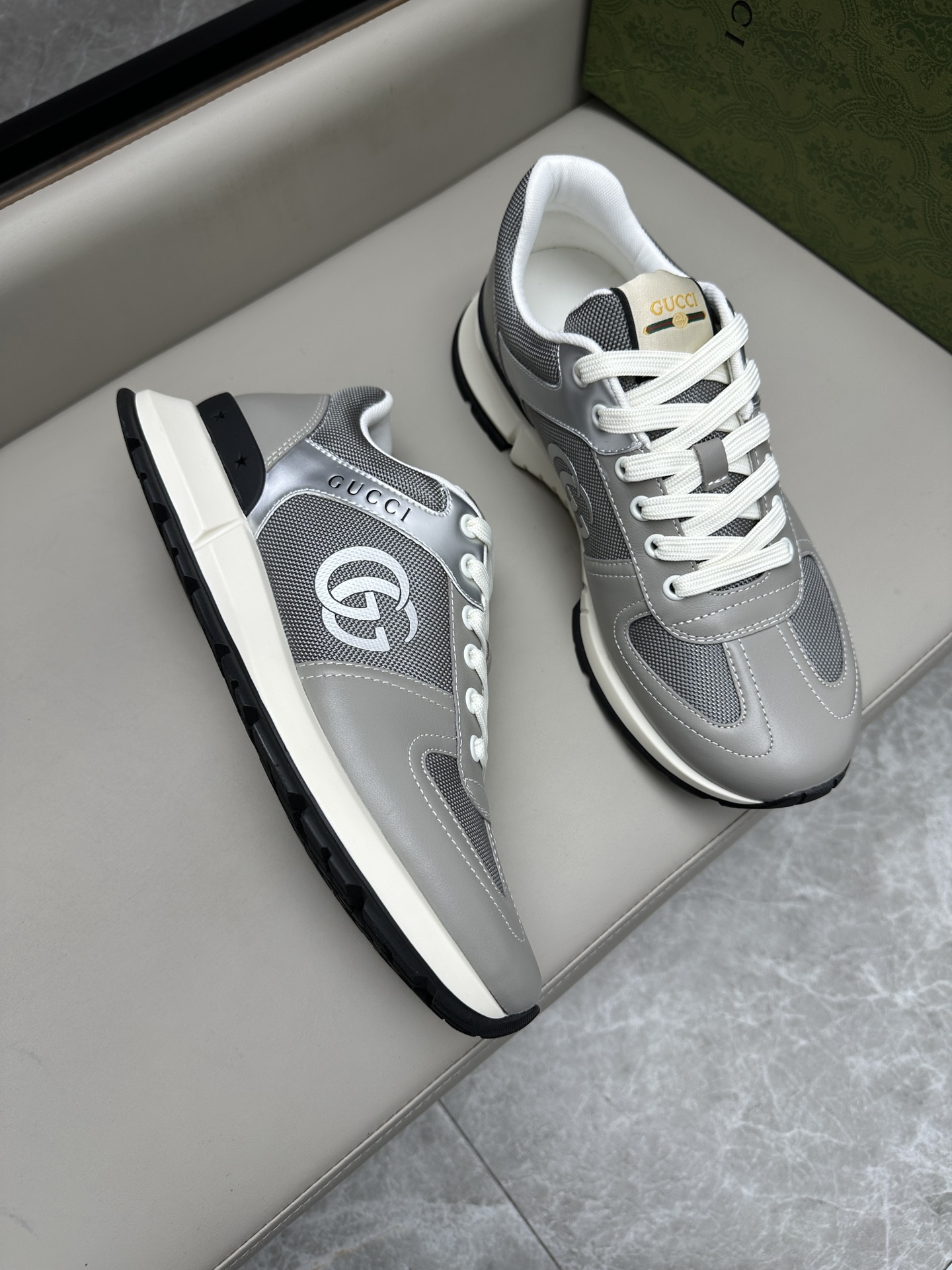 구찌 Gucci 스니커즈