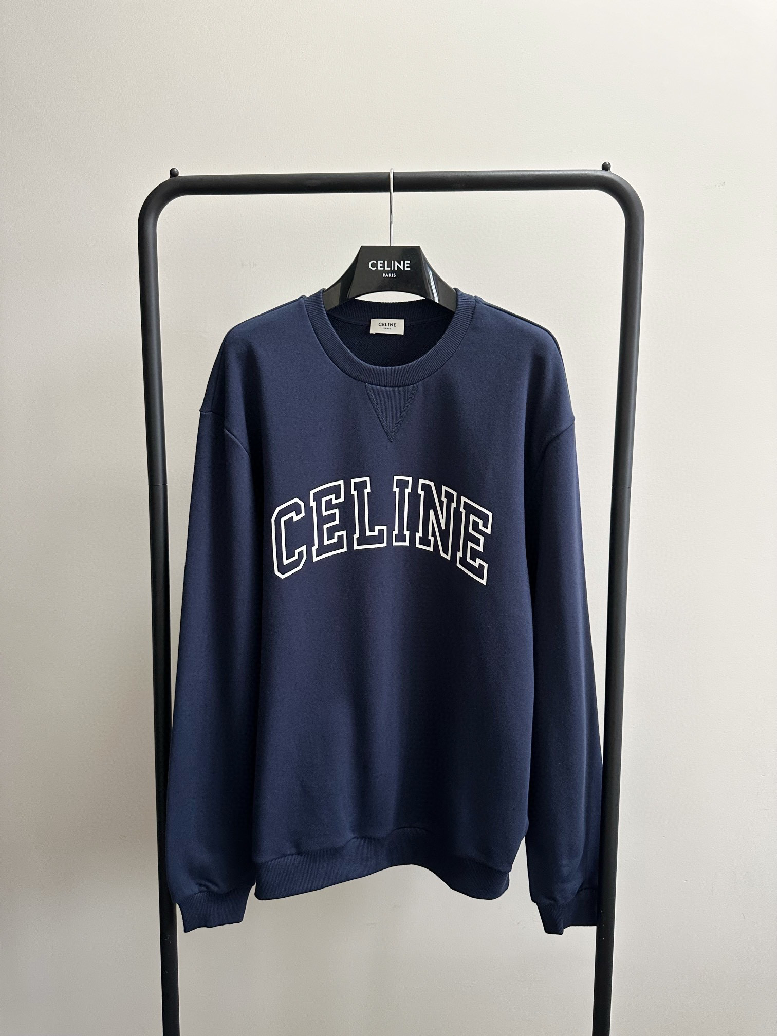 셀린느 CELINE 라운드 맨투맨