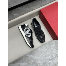 발렌티노 Valentino trackstud 스니커즈
