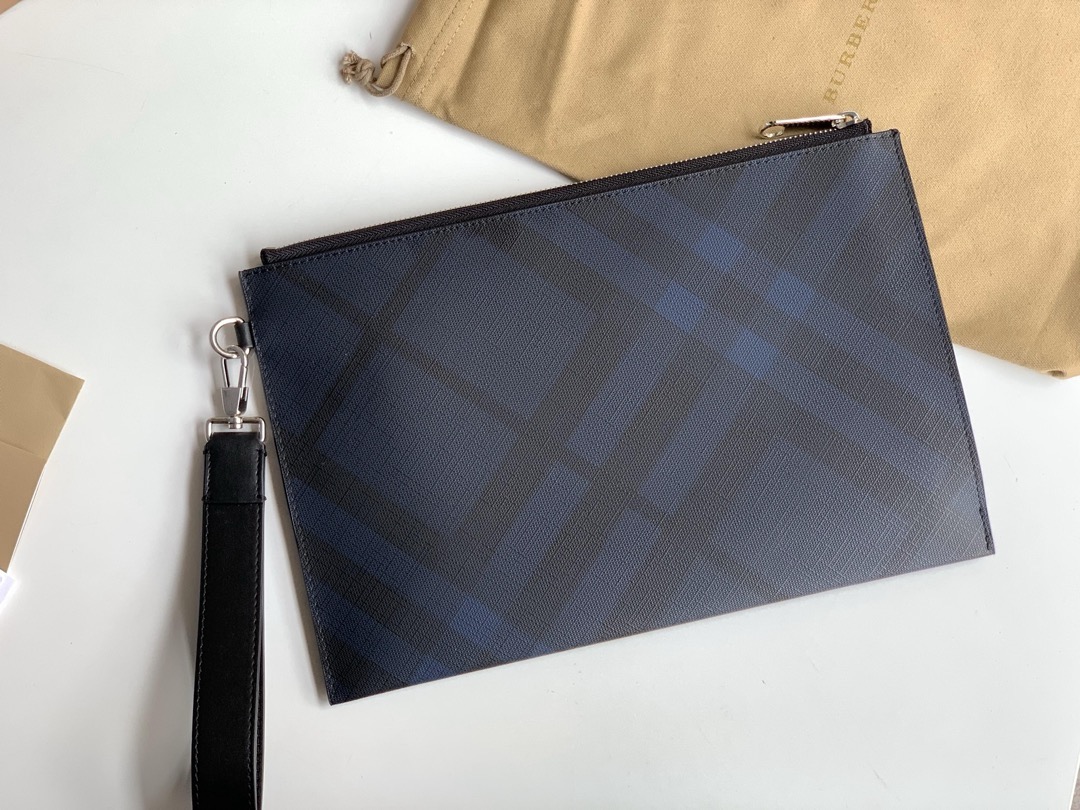 버버리 Burberry 80145251 London 클러치 30CM