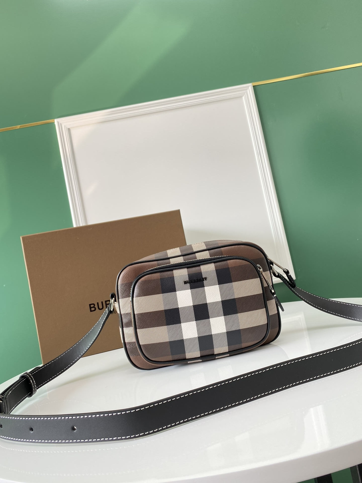 버버리 Burberry 3481480 크로스 백 22.5CM