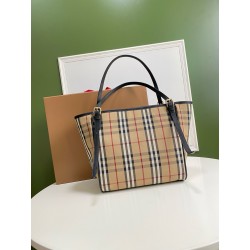 버버리 Burberry 881243 토트 백 28CM