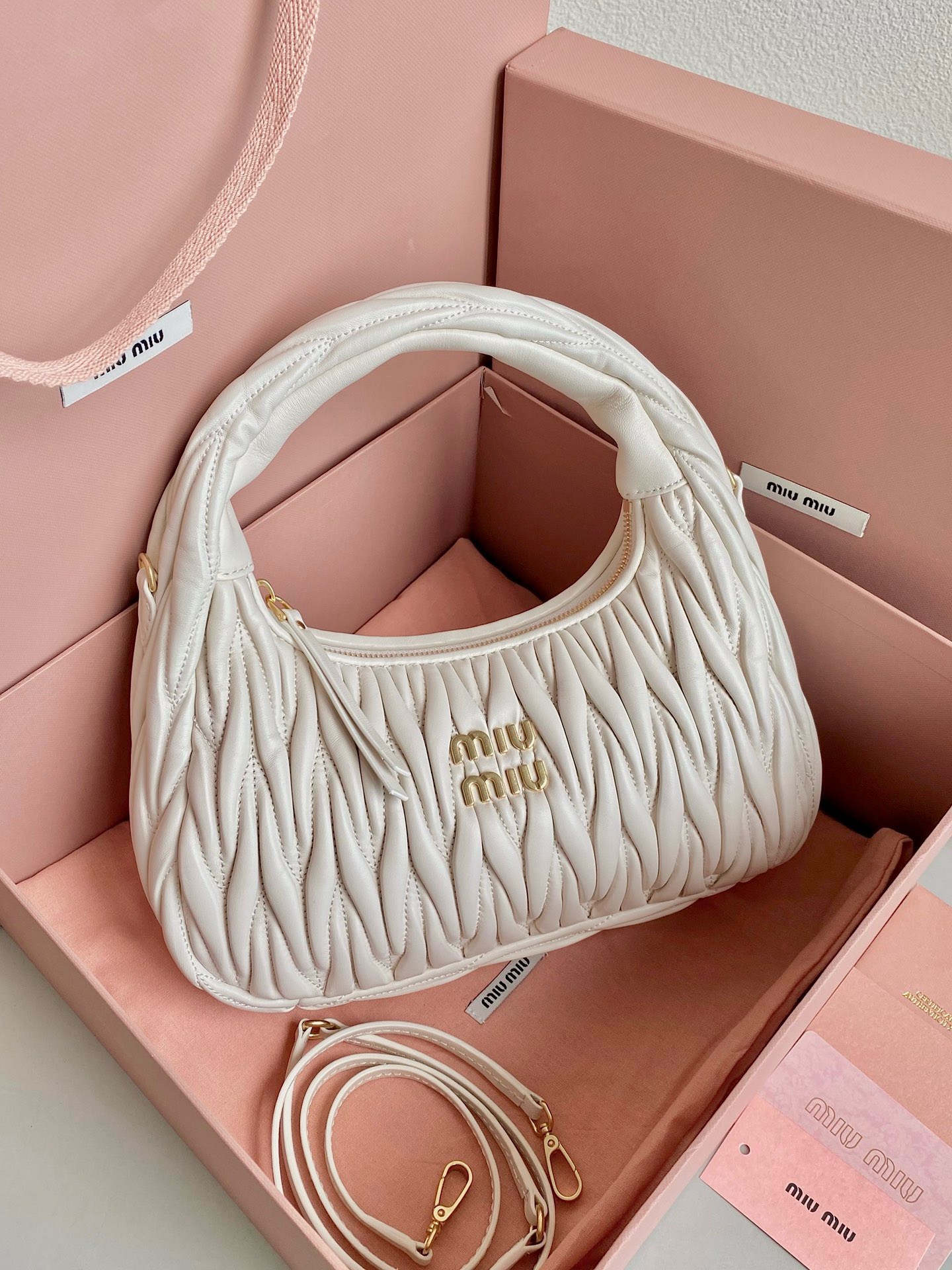 미우 미우 miu miu F0013 Wander Hobo 탑 핸들백 25CM